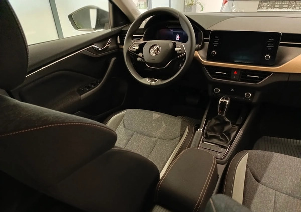 Skoda Scala cena 114800 przebieg: 6100, rok produkcji 2023 z Wojnicz małe 211